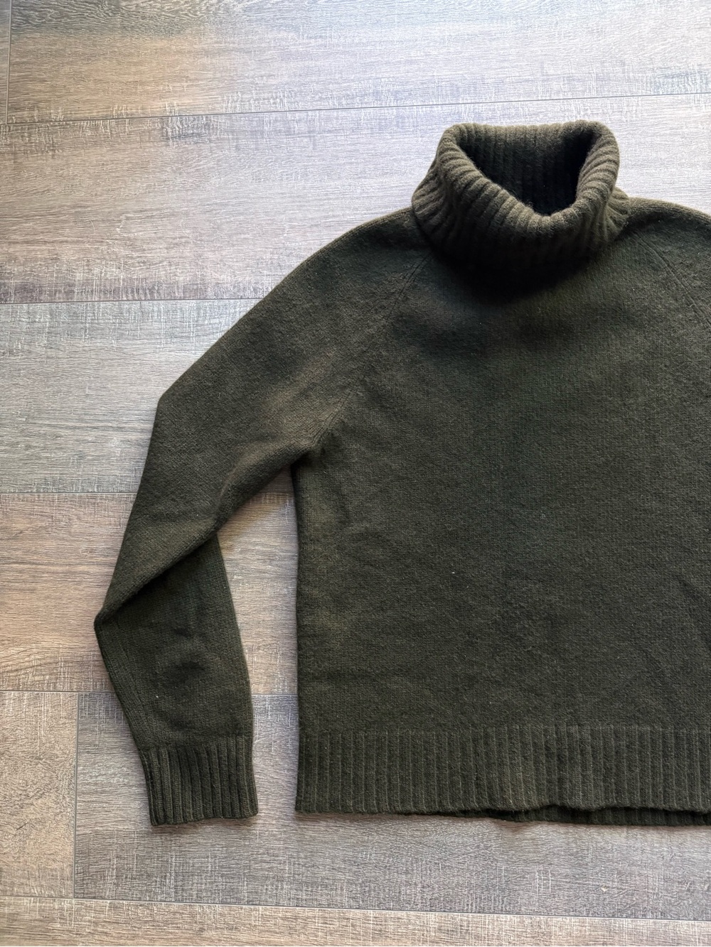 Vintage Ralph Lauren Merino Cashmere Angora Turtleneck Sweater | Olive